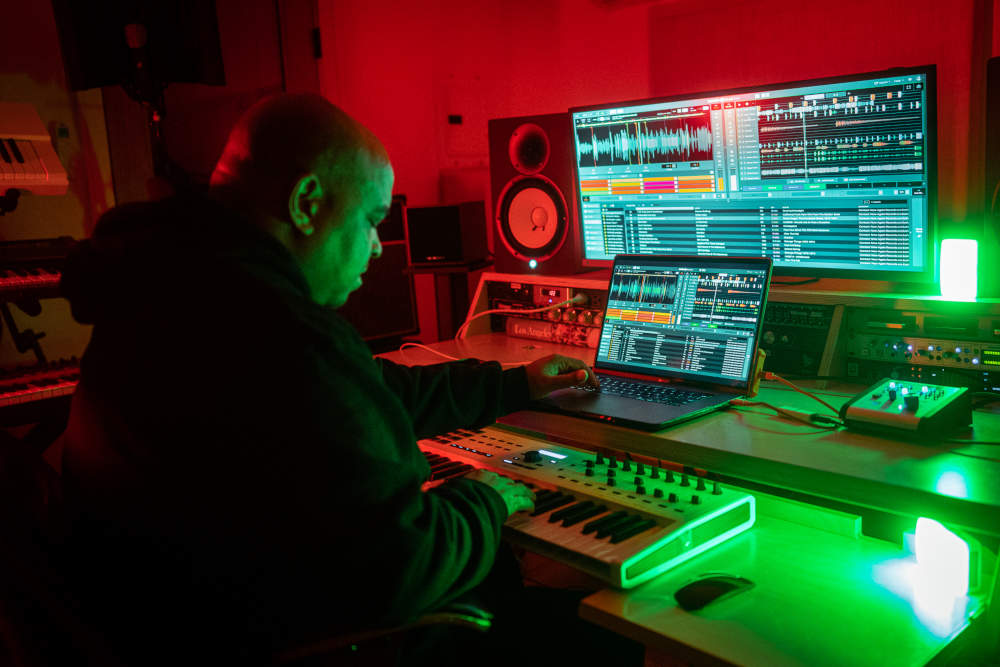 Serato Studio 2 Inspirational Image 2